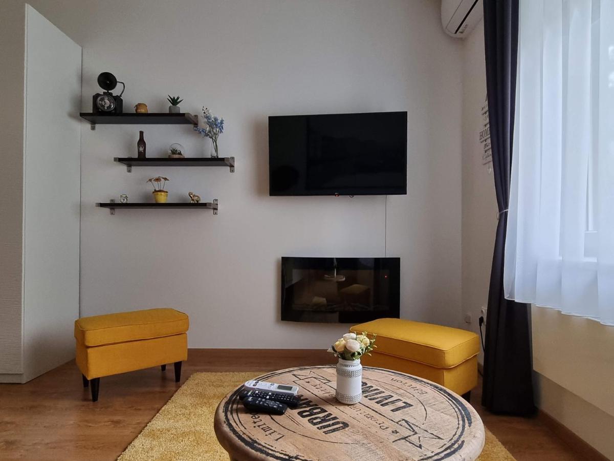 Apartament Flora Apartman Segedyn Zewnętrze zdjęcie