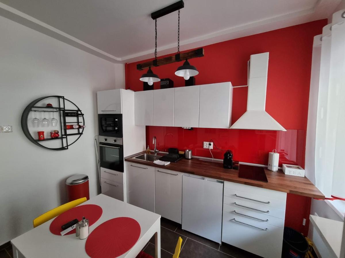 Apartament Flora Apartman Segedyn Zewnętrze zdjęcie