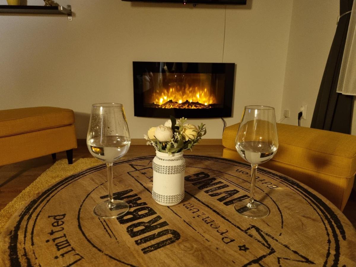 Apartament Flora Apartman Segedyn Zewnętrze zdjęcie